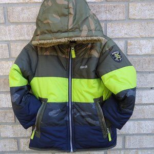 SIZE 6. OshKosh B'gosh®colorblock puffer jacket.